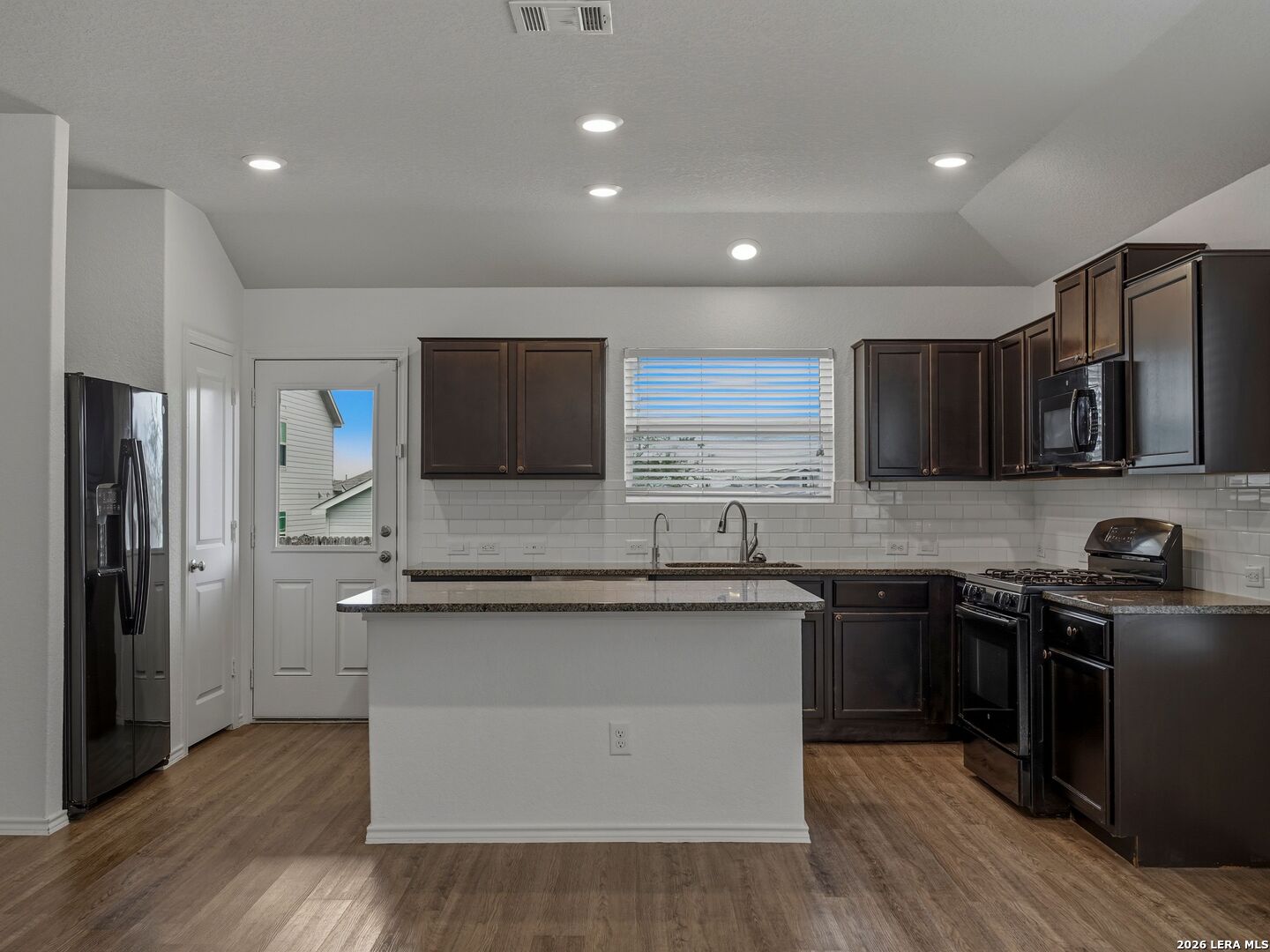 9722 Marbach Garden San Antonio TX 78245