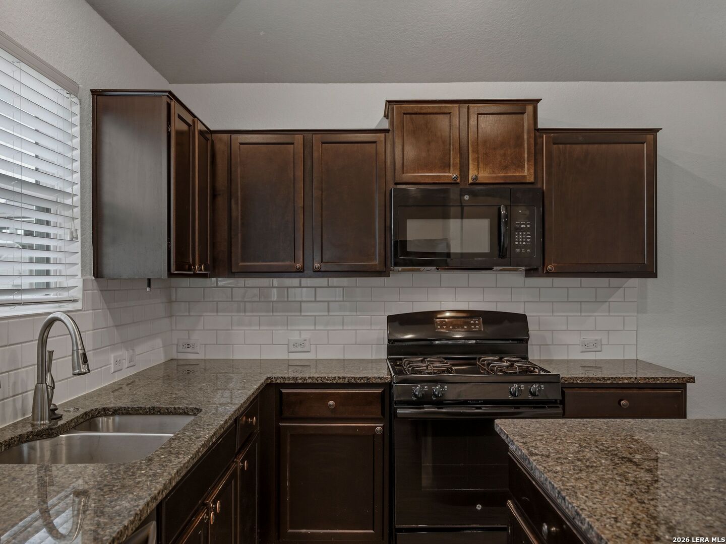 9722 Marbach Garden San Antonio TX 78245