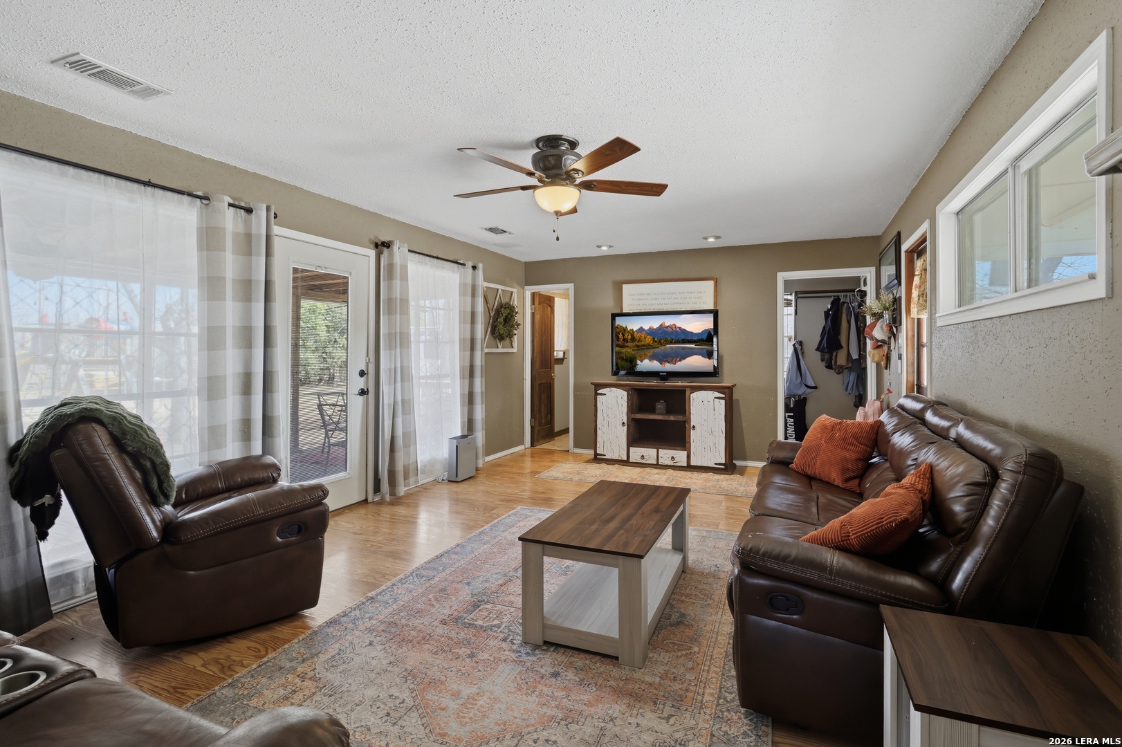 16040 Keller Lacoste TX 78039