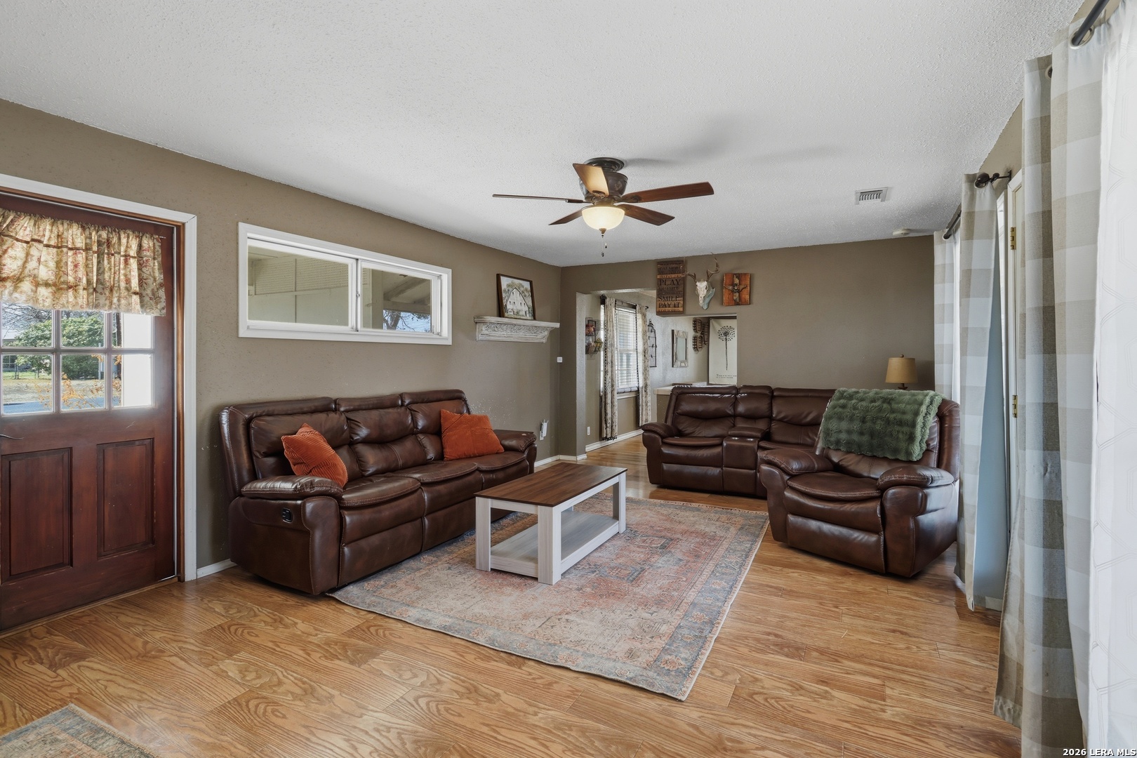 16040 Keller Lacoste TX 78039