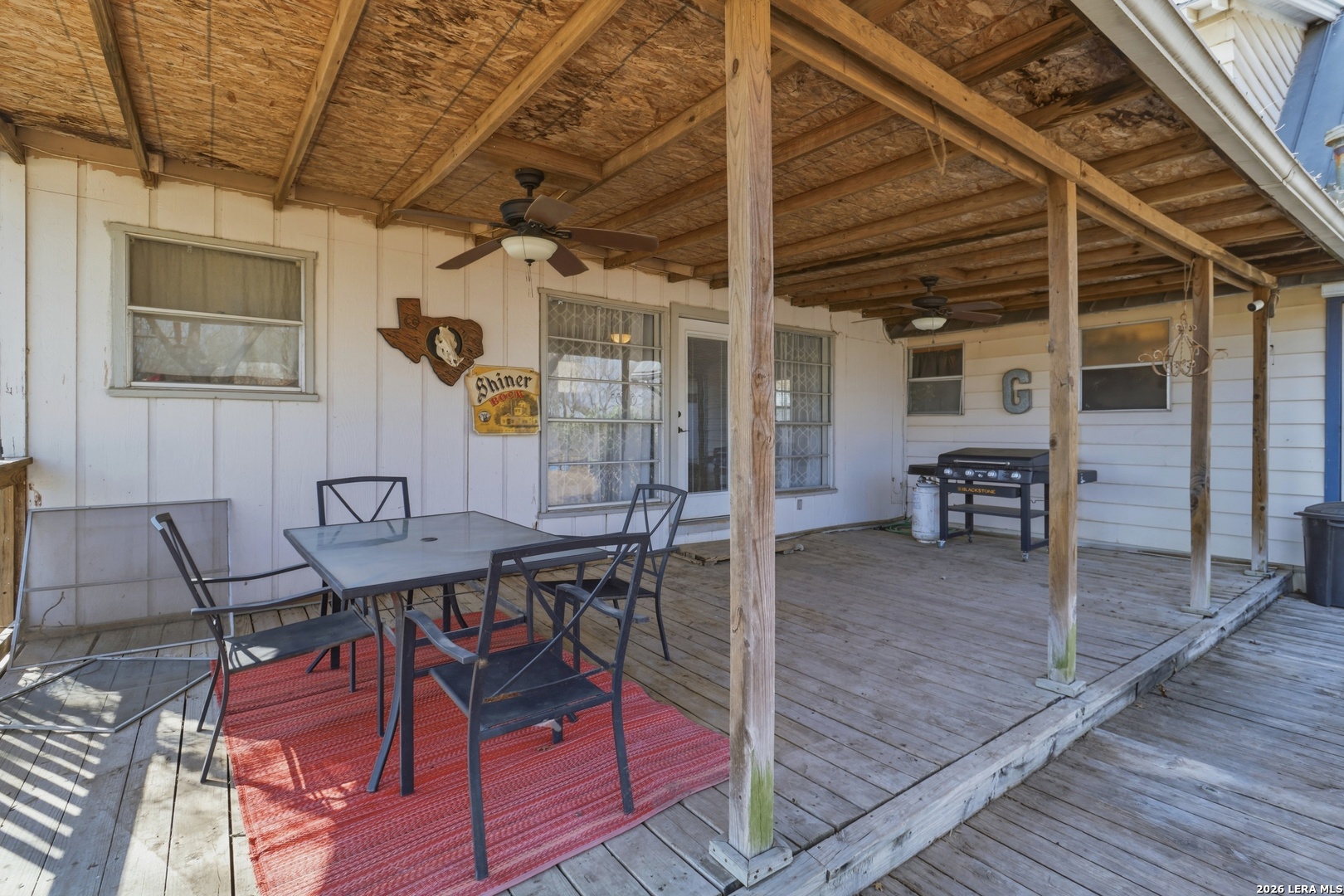 16040 Keller Lacoste TX 78039