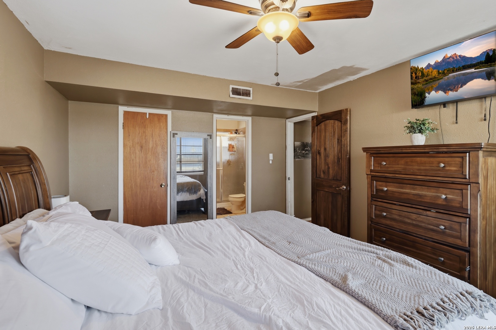 16040 Keller Lacoste TX 78039