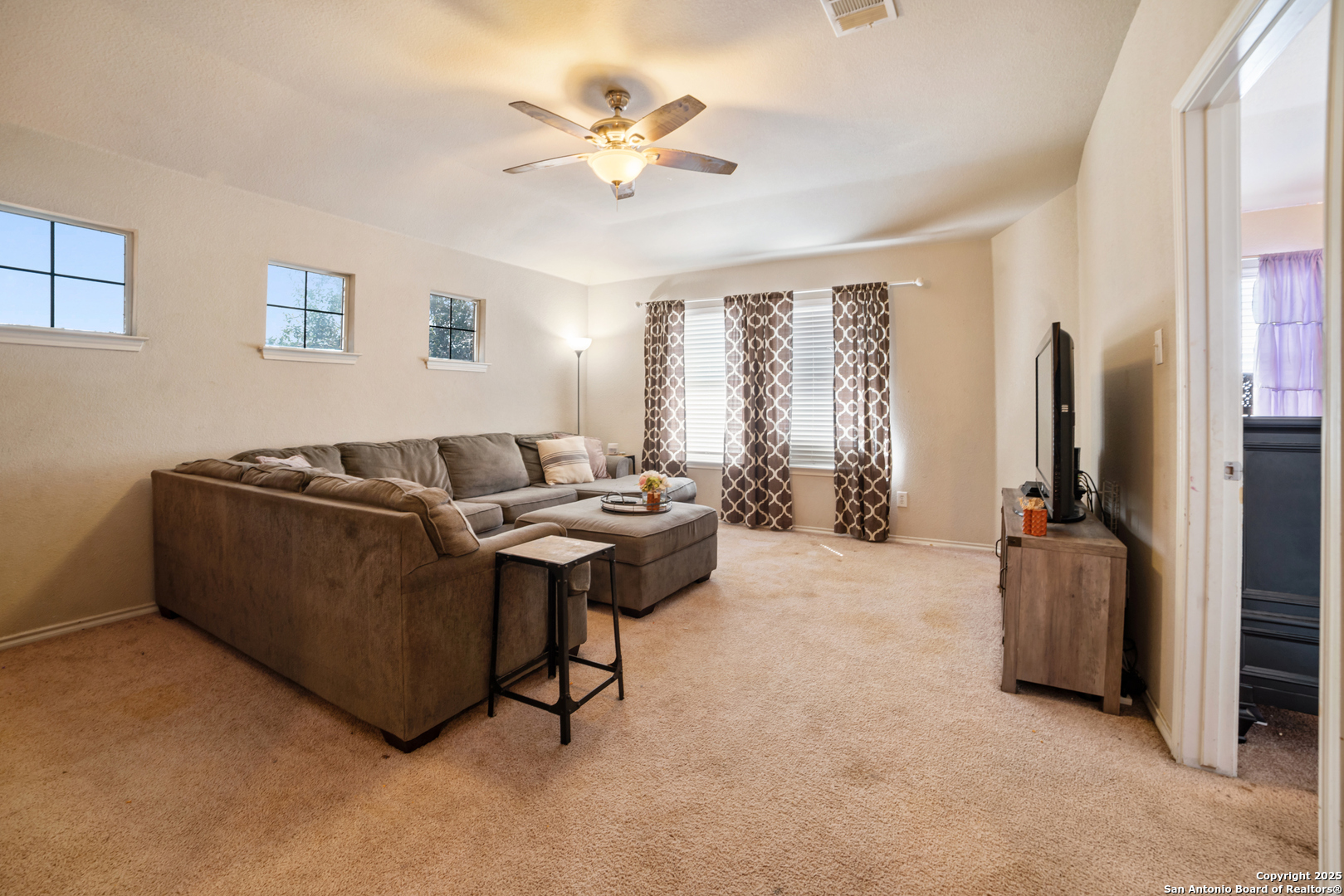 811 Point Springs San Antonio TX 78253