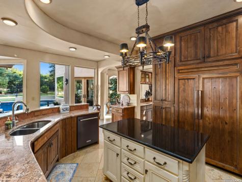 26510 Weiss Fels Court New Braunfels TX 78132