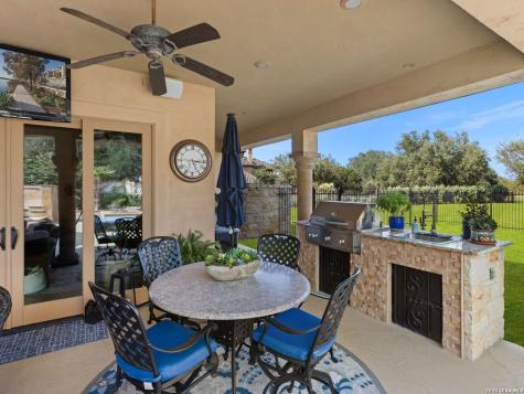 26510 Weiss Fels Court New Braunfels TX 78132