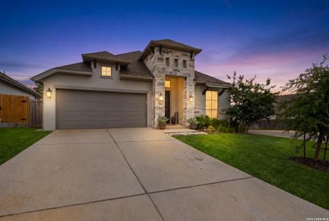 1102 Cadogan Squire San Antonio TX 78260