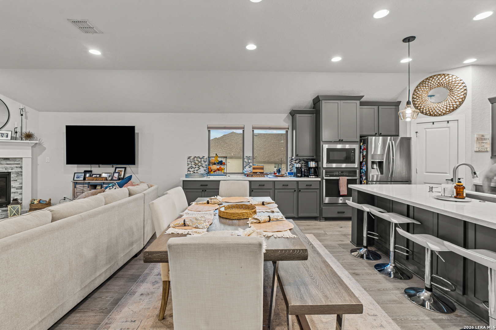 1102 Cadogan Squire San Antonio TX 78260