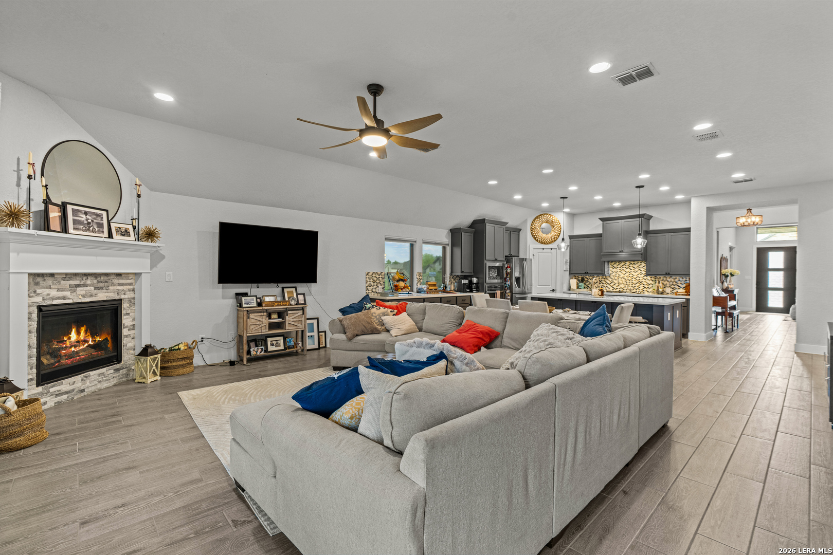 1102 Cadogan Squire San Antonio TX 78260