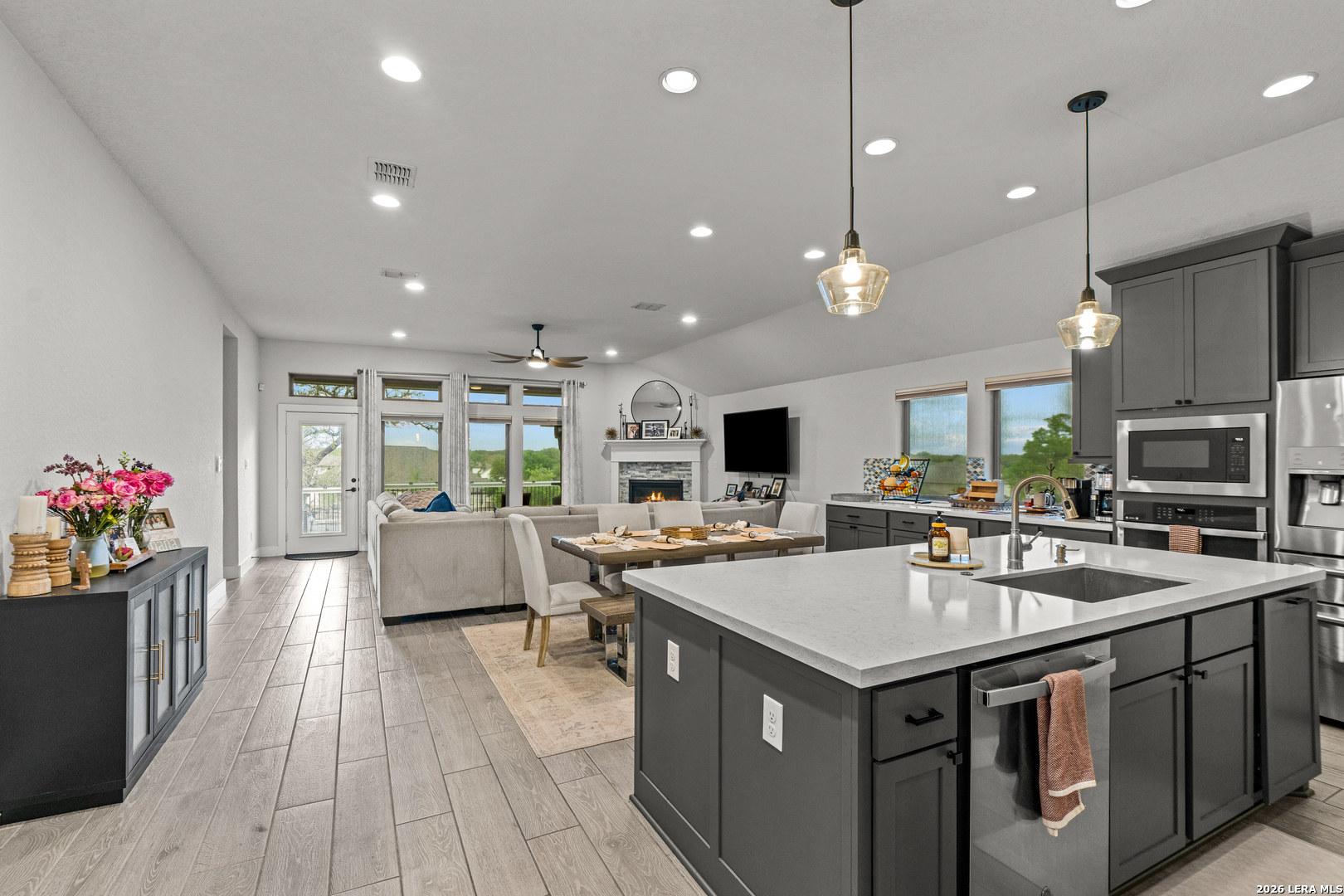 1102 Cadogan Squire San Antonio TX 78260