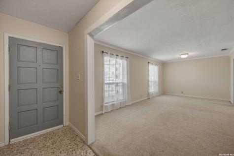 615 Amistad Boulevard Universal City TX 78148