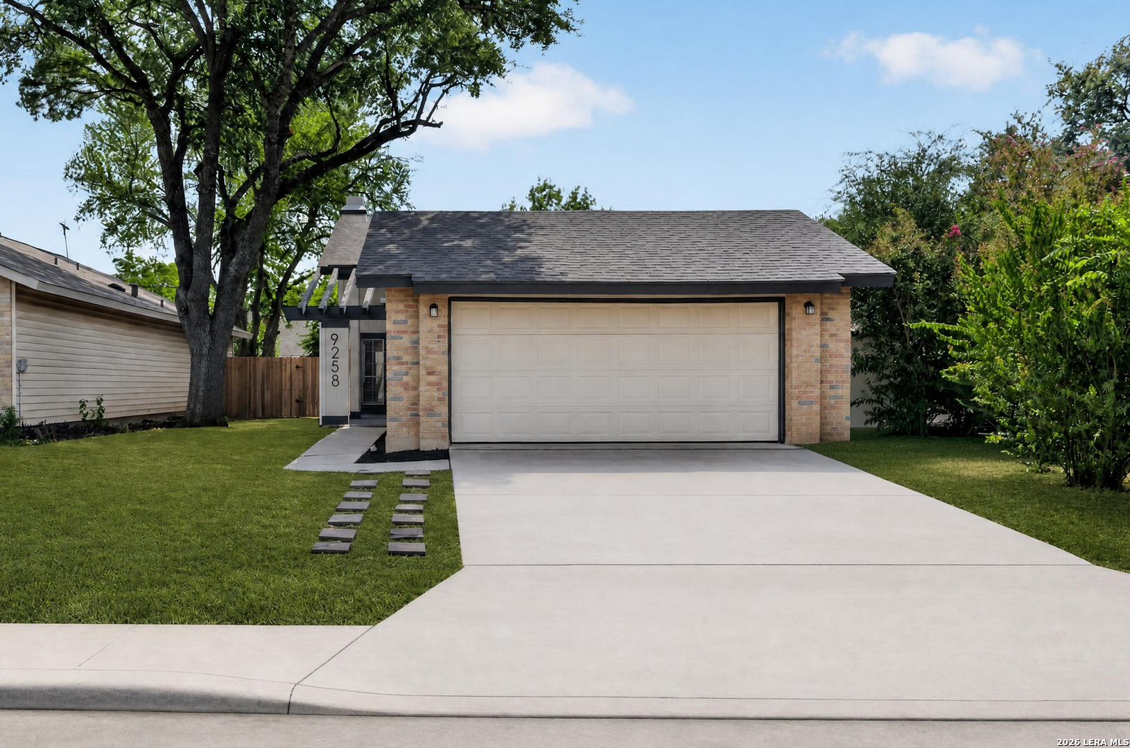 9258 Points Edge San Antonio TX 78250