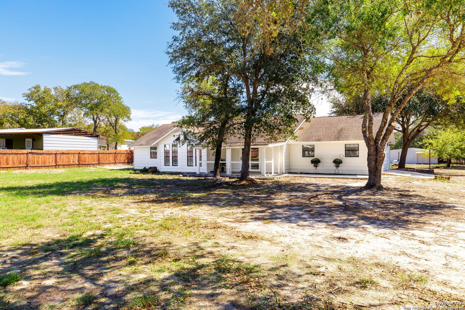 208 Ranch Creek Drive Floresville TX 78114