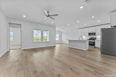 424 Salamander San Marcos TX 78666