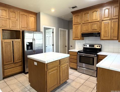 10565 Briggs Atascosa TX 78002