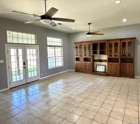 10565 Briggs Atascosa TX 78002