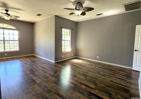 10565 Briggs Atascosa TX 78002
