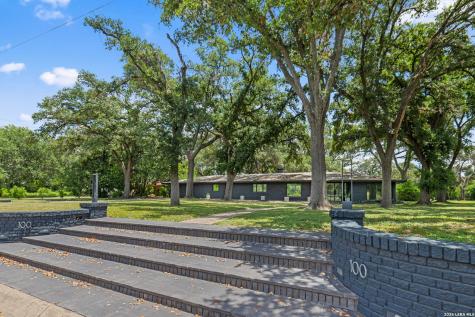 100 Dogwood Lane San Antonio TX 78213
