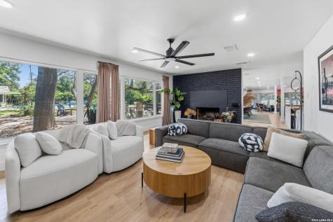 100 Dogwood Lane San Antonio TX 78213