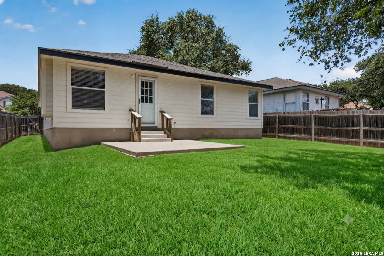 1222 Cougar Country San Antonio TX 78251