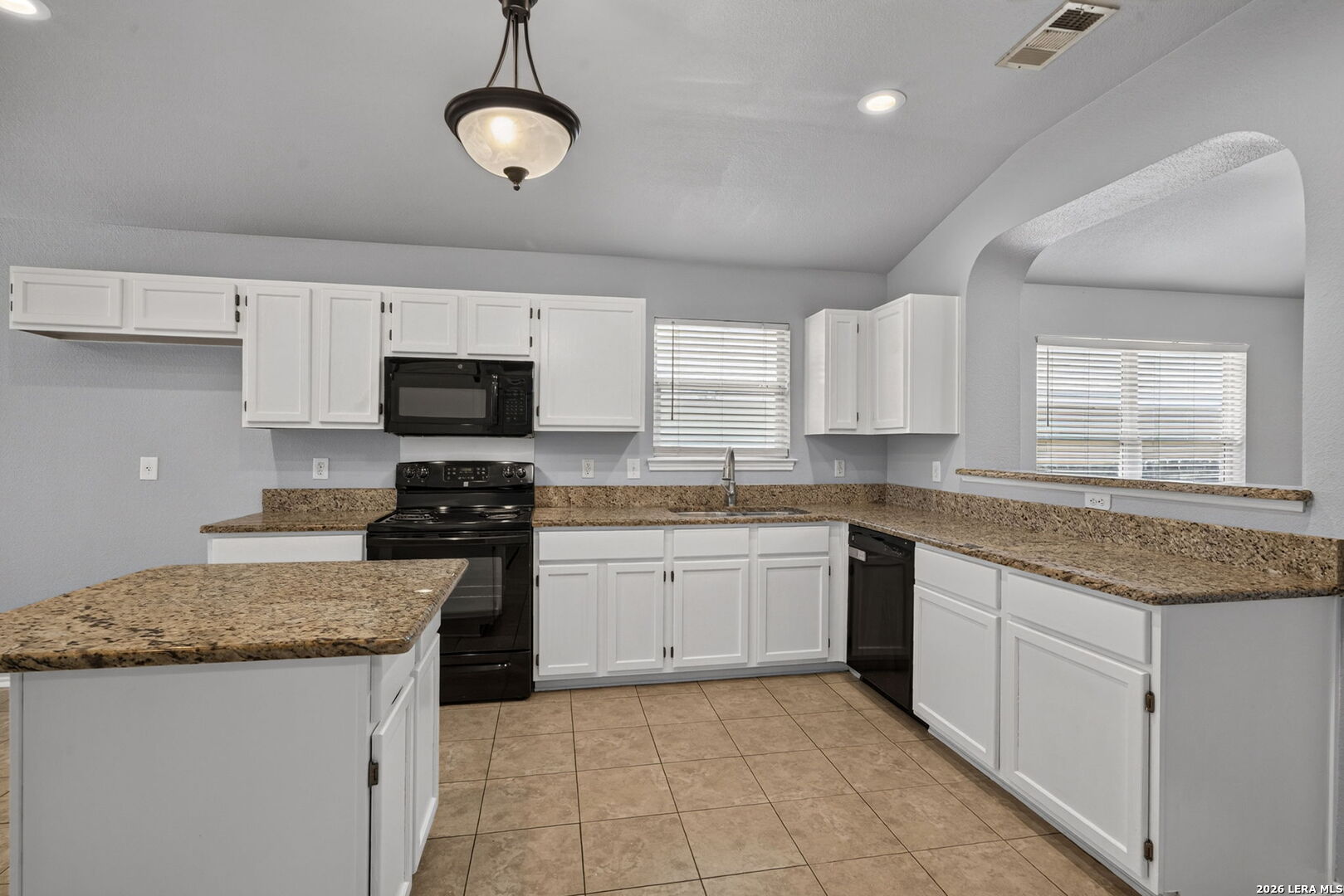 1222 Cougar Country San Antonio TX 78251