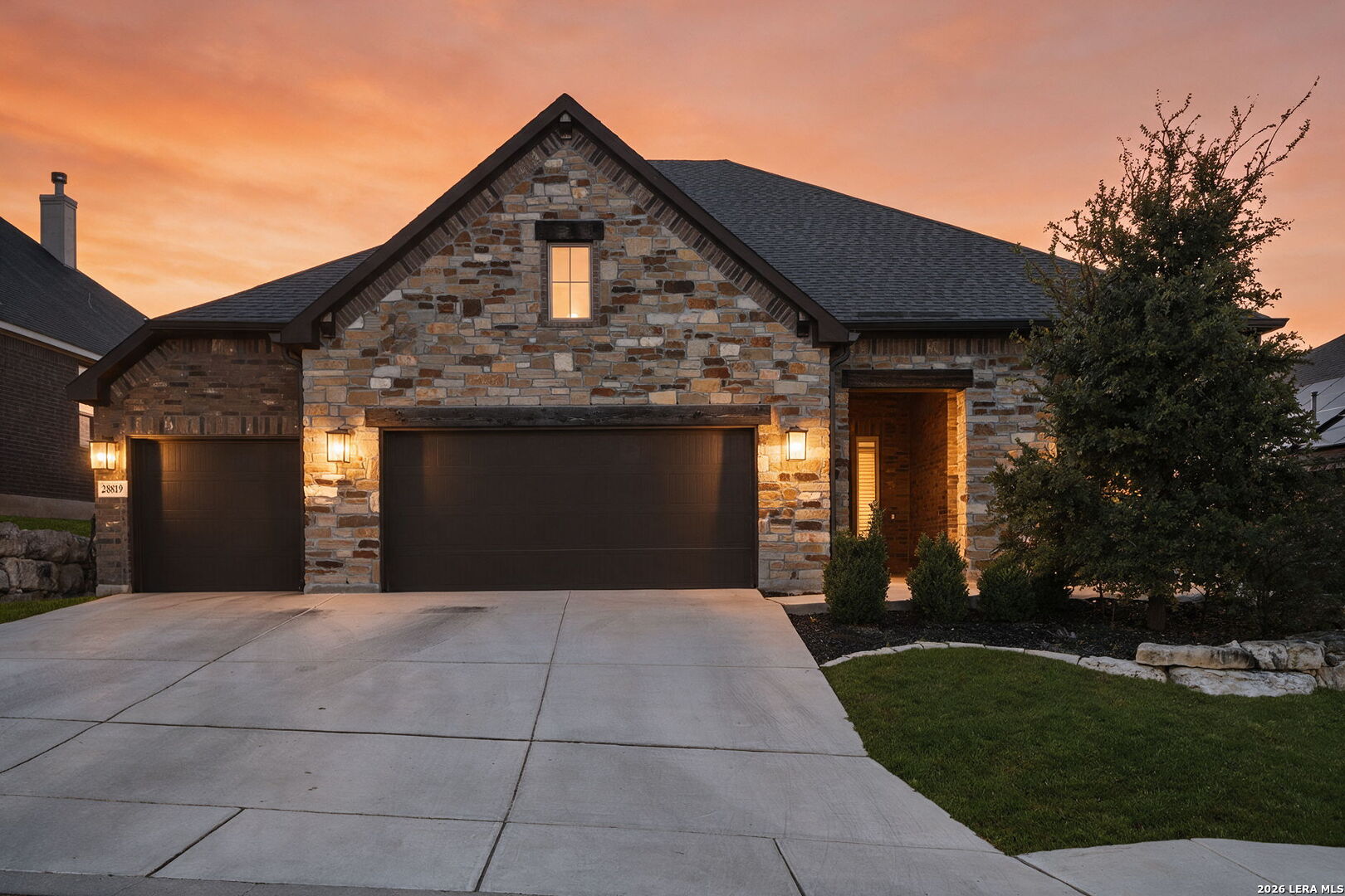 28819 Throssel Lane San Antonio TX 78260