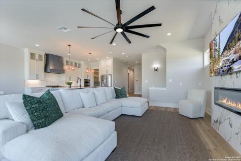 420 Lake Kingsland TX 78639