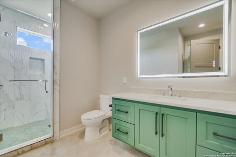 420 Lake Kingsland TX 78639
