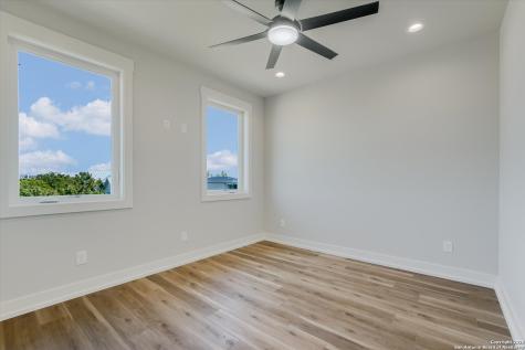 420 Lake Kingsland TX 78639