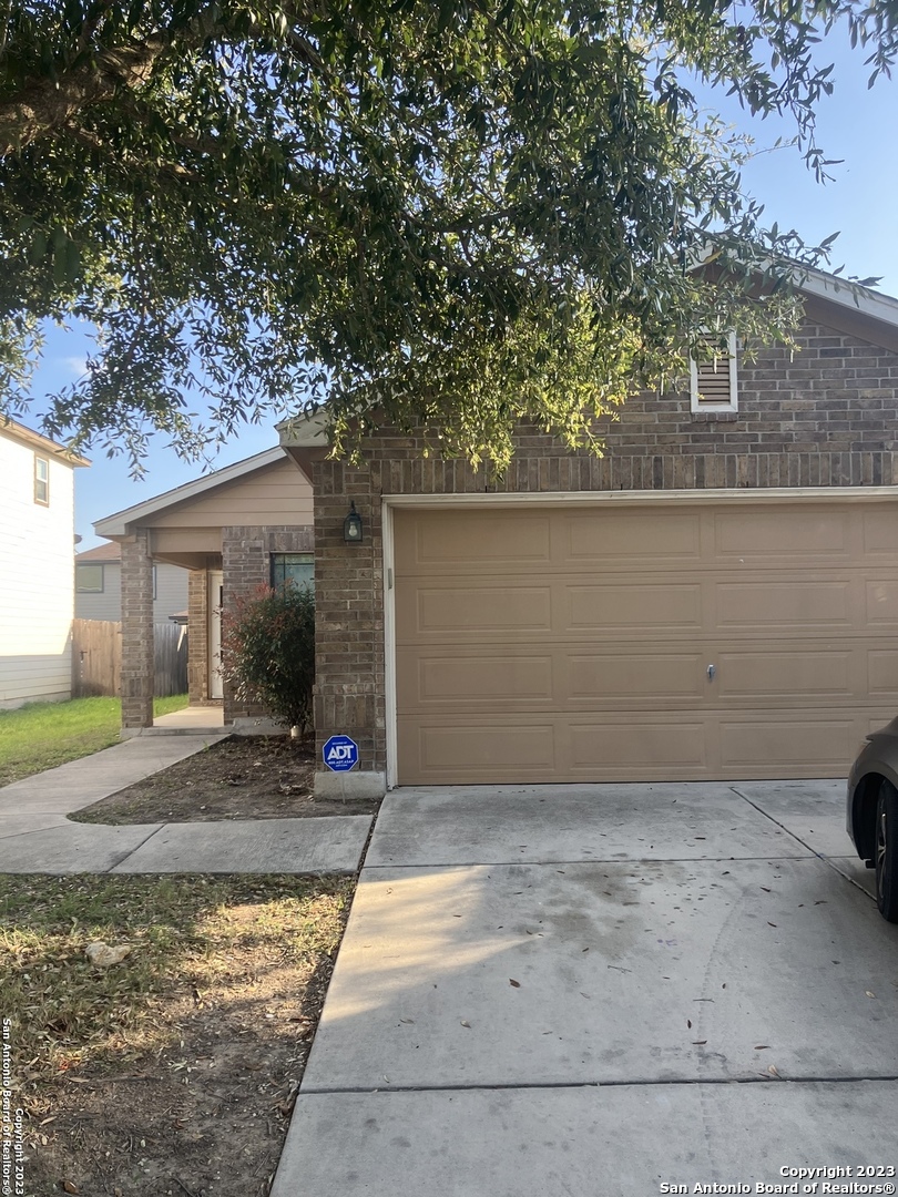 10126 Dixon Wood San Antonio TX 78245
