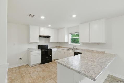 7954 Hanging Branch San Antonio TX 78253