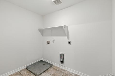 7954 Hanging Branch San Antonio TX 78253