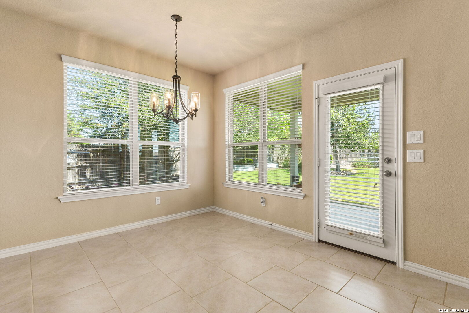 422 Woodside Way Cibolo TX 78108