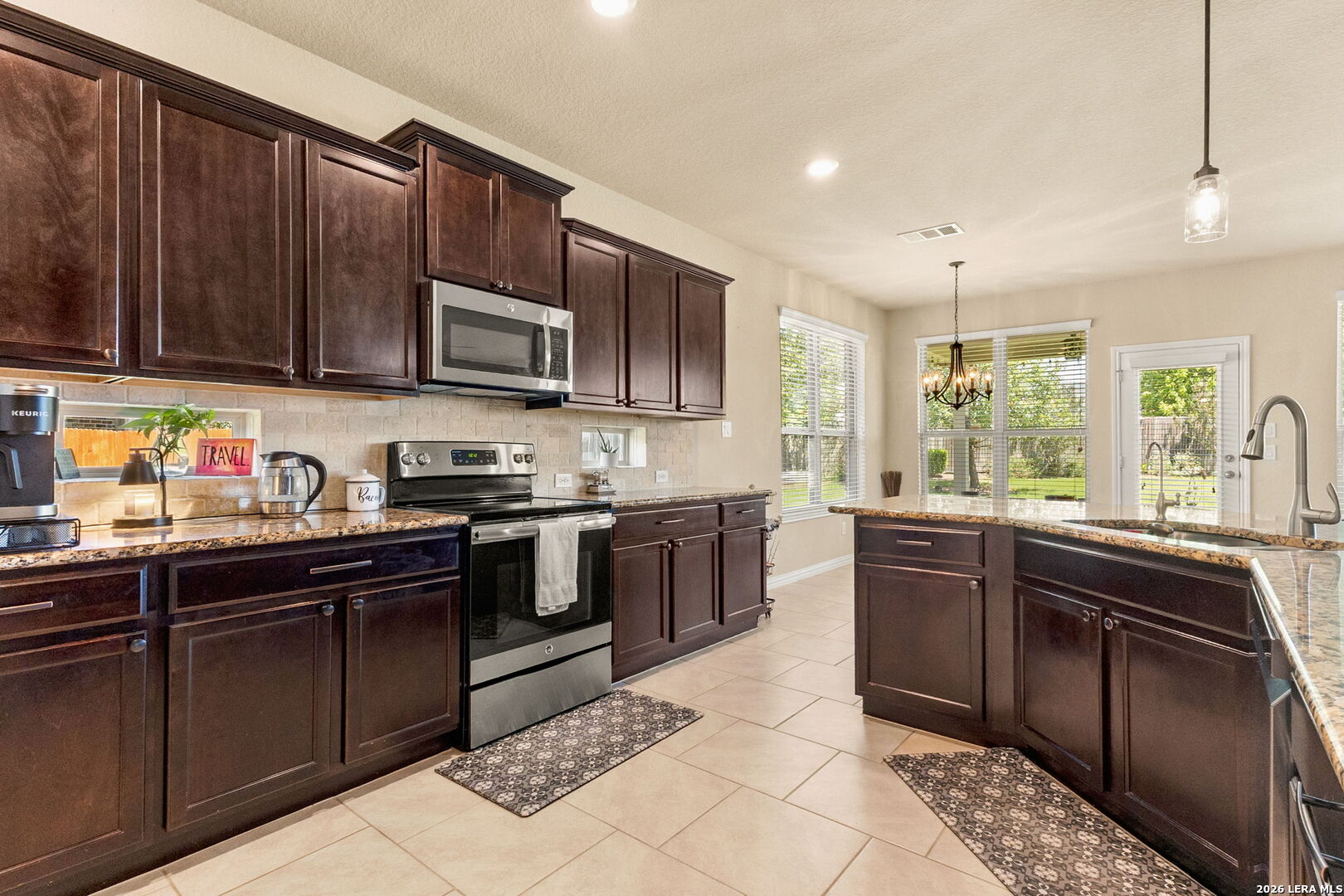 422 Woodside Way Cibolo TX 78108