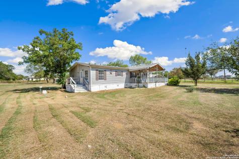 8489 Elmendorf Lavernia Elmendorf TX 78112