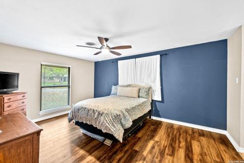 14307 Oak Shadows Drive San Antonio TX 78232
