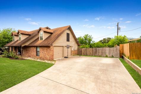 14307 Oak Shadows Drive San Antonio TX 78232