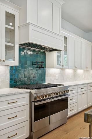 7006 Bluff Run San Antonio TX 78257