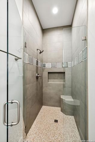 7006 Bluff Run San Antonio TX 78257