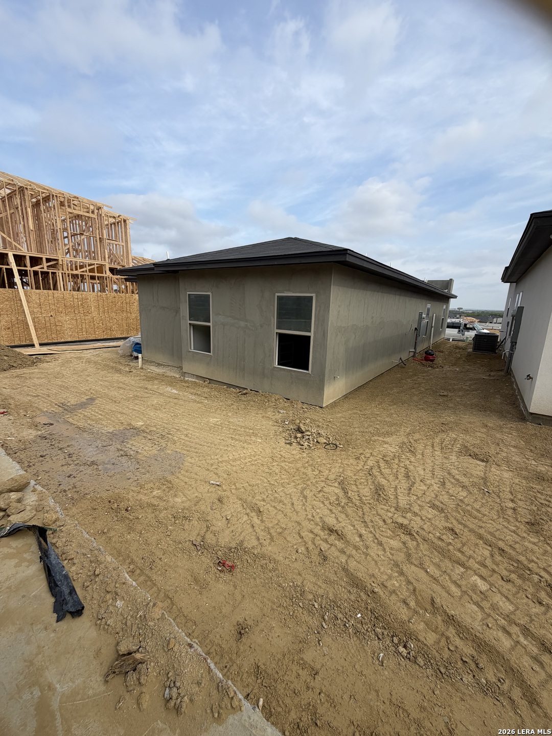 1210 Noyola Loop Laredo TX 78046