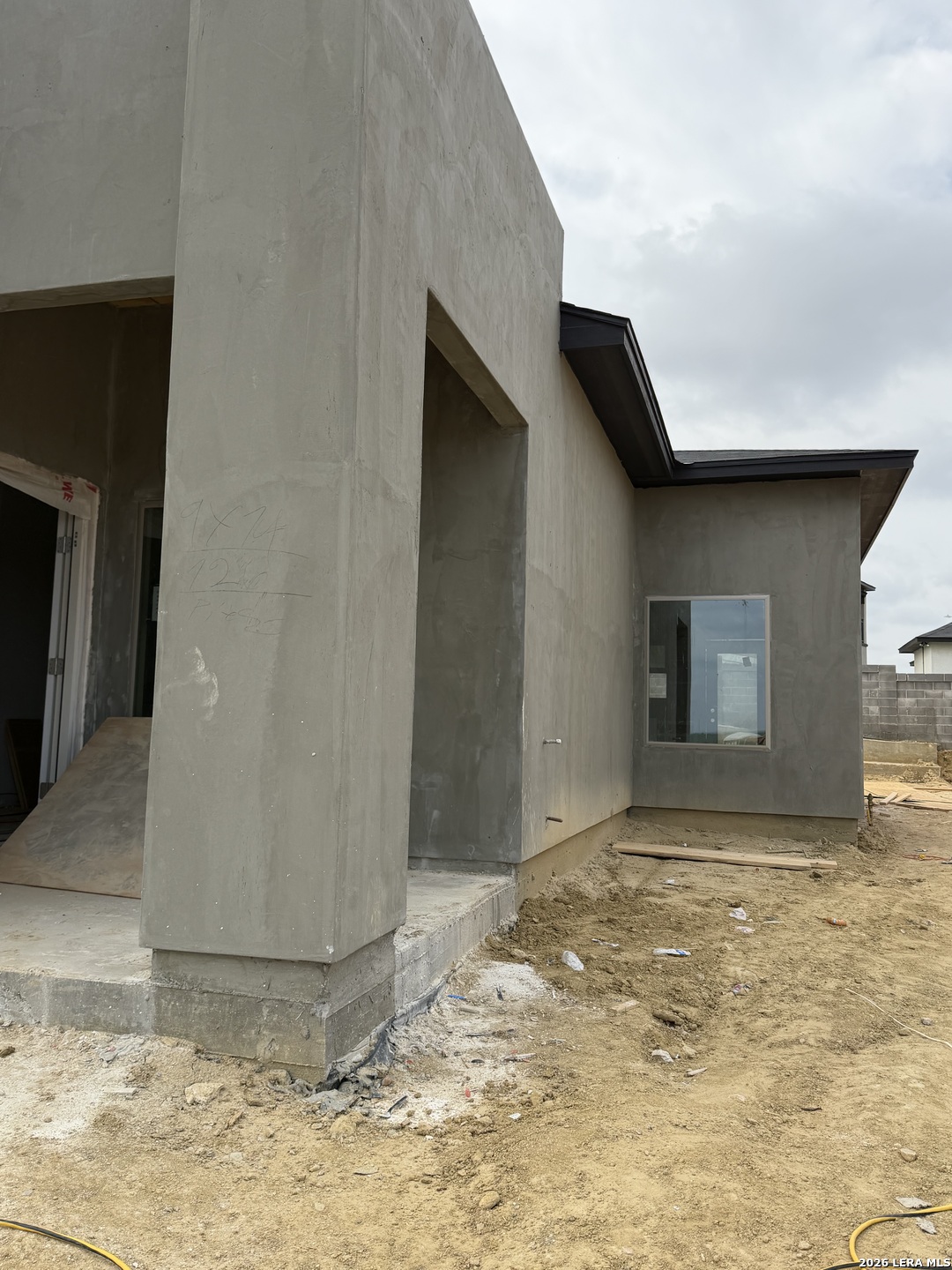 1210 Noyola Loop Laredo TX 78046