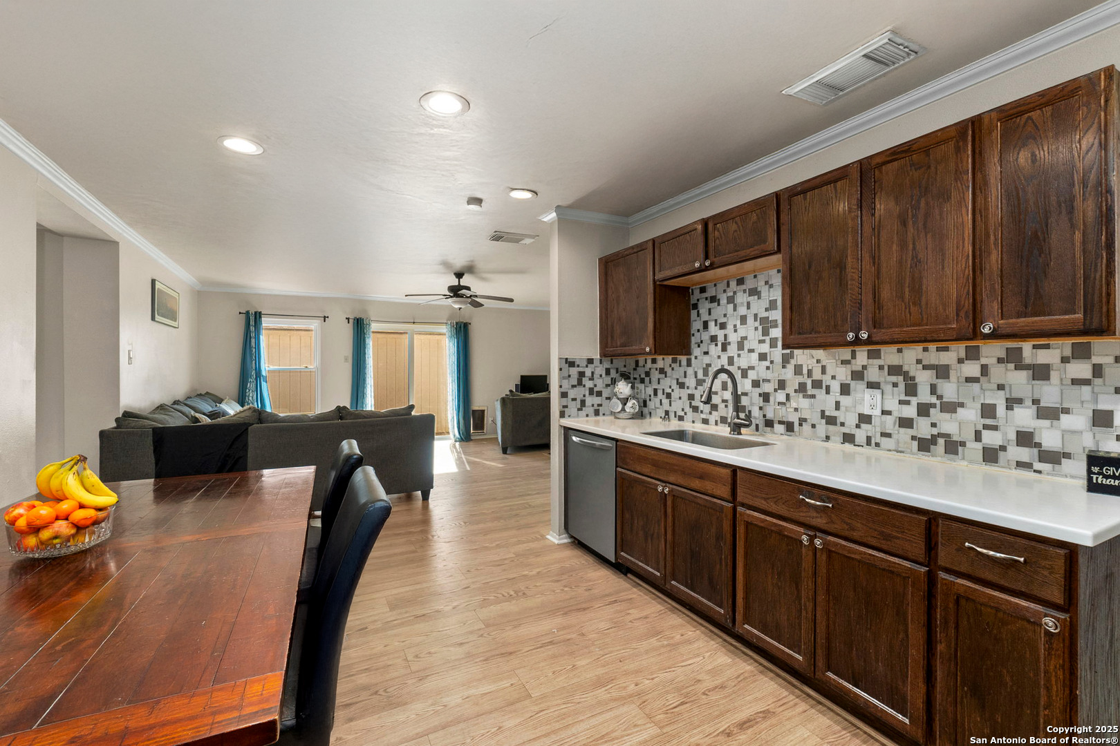 6862 Flaming Ridge Drive Converse TX 78109