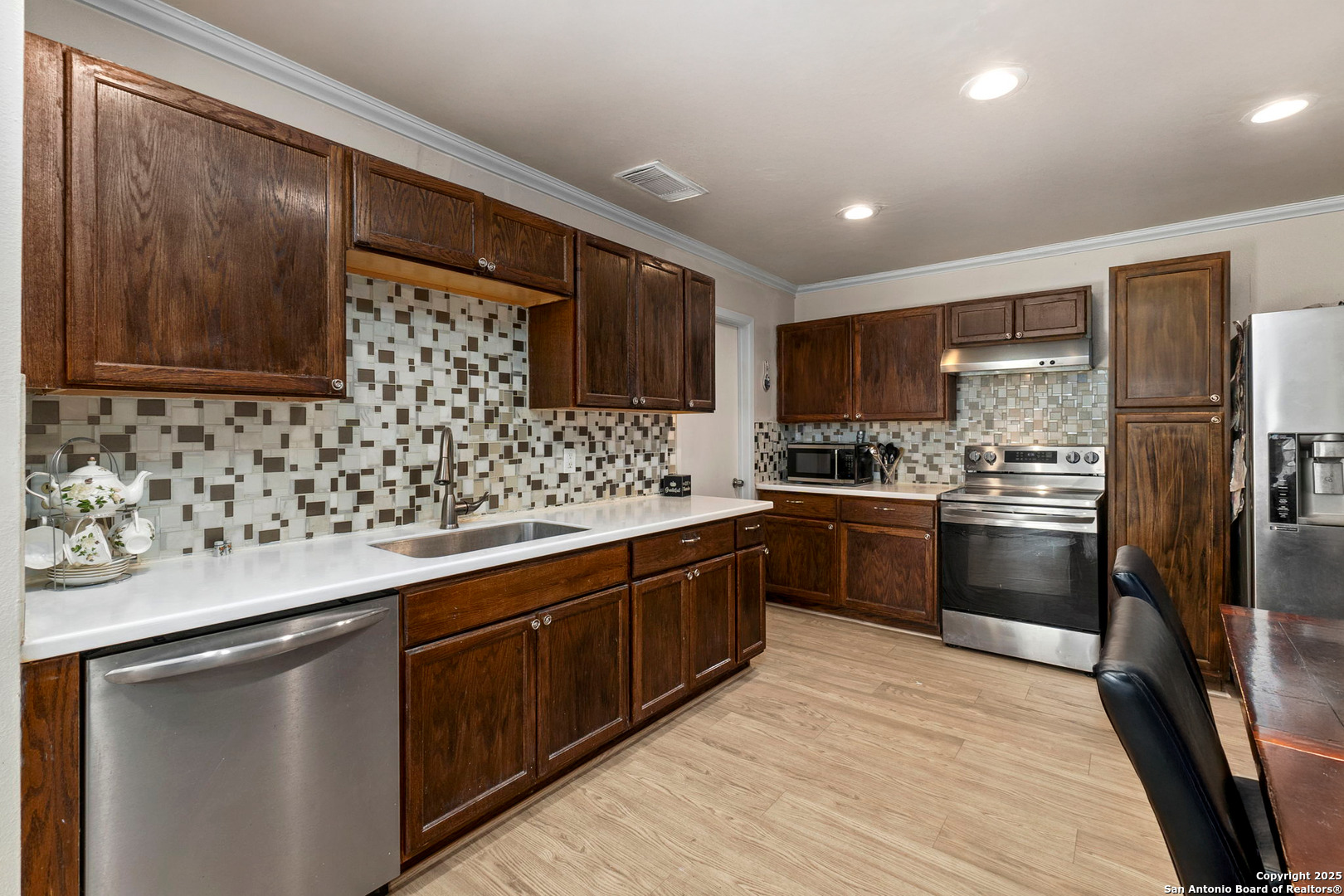 6862 Flaming Ridge Drive Converse TX 78109