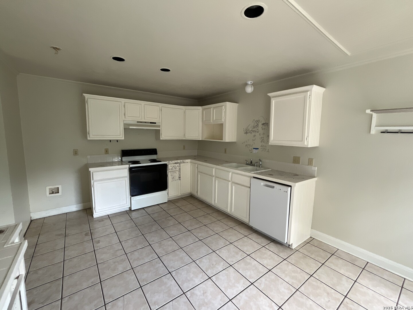 2154 W Kings Highway San Antonio TX 78201