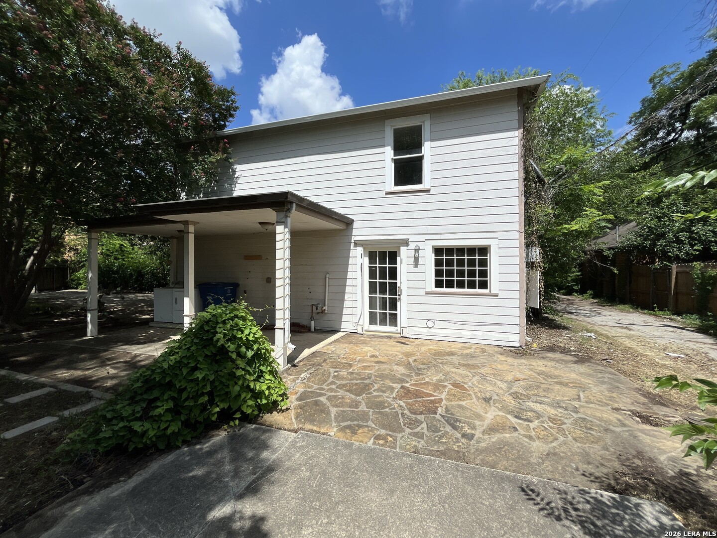 2154 W Kings Highway San Antonio TX 78201