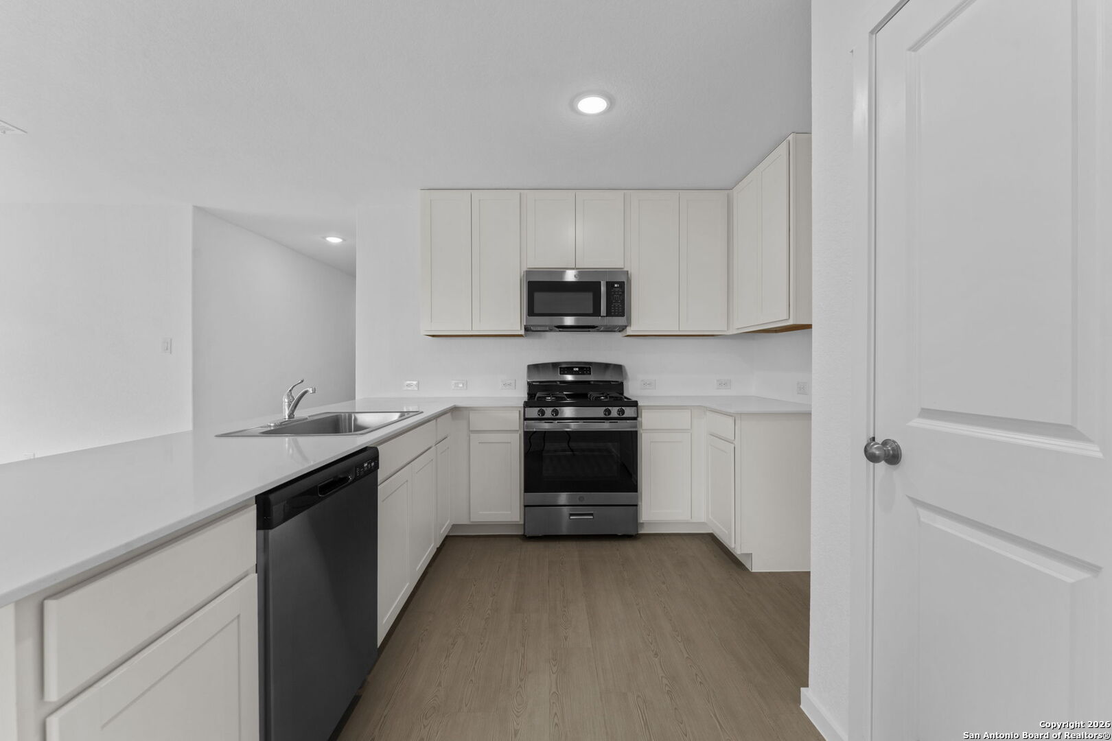 1835 Nuthatch Ridge New Braunfels TX 78130