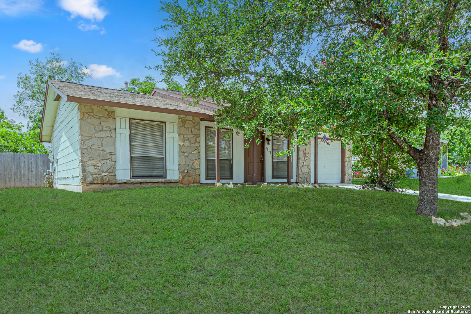 5242 Village Haven San Antonio TX 78218