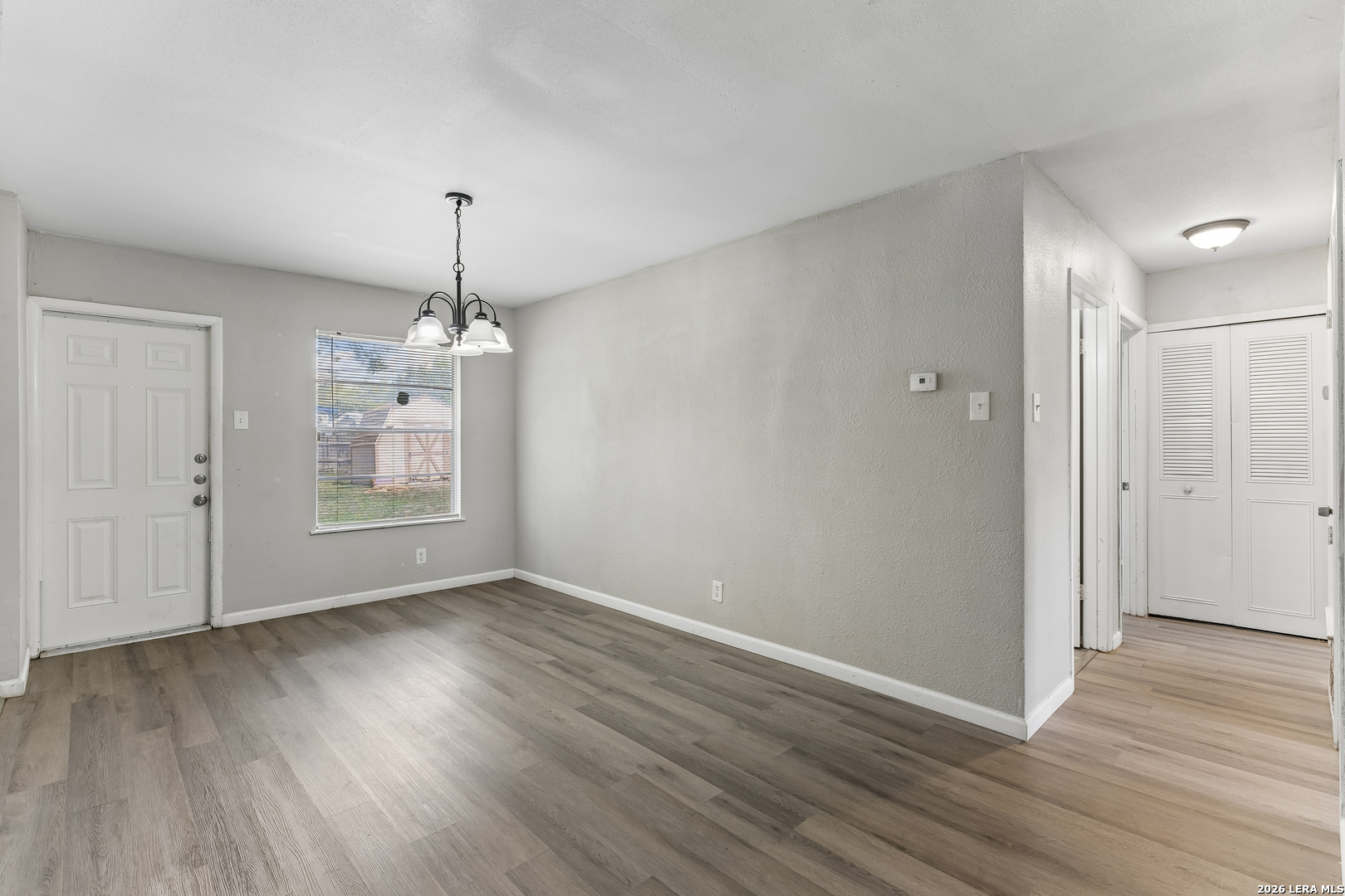 5143 Village Row San Antonio TX 78218