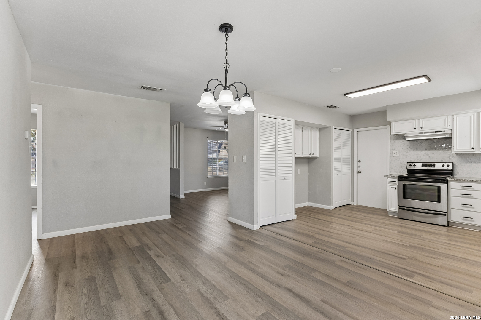 5143 Village Row San Antonio TX 78218