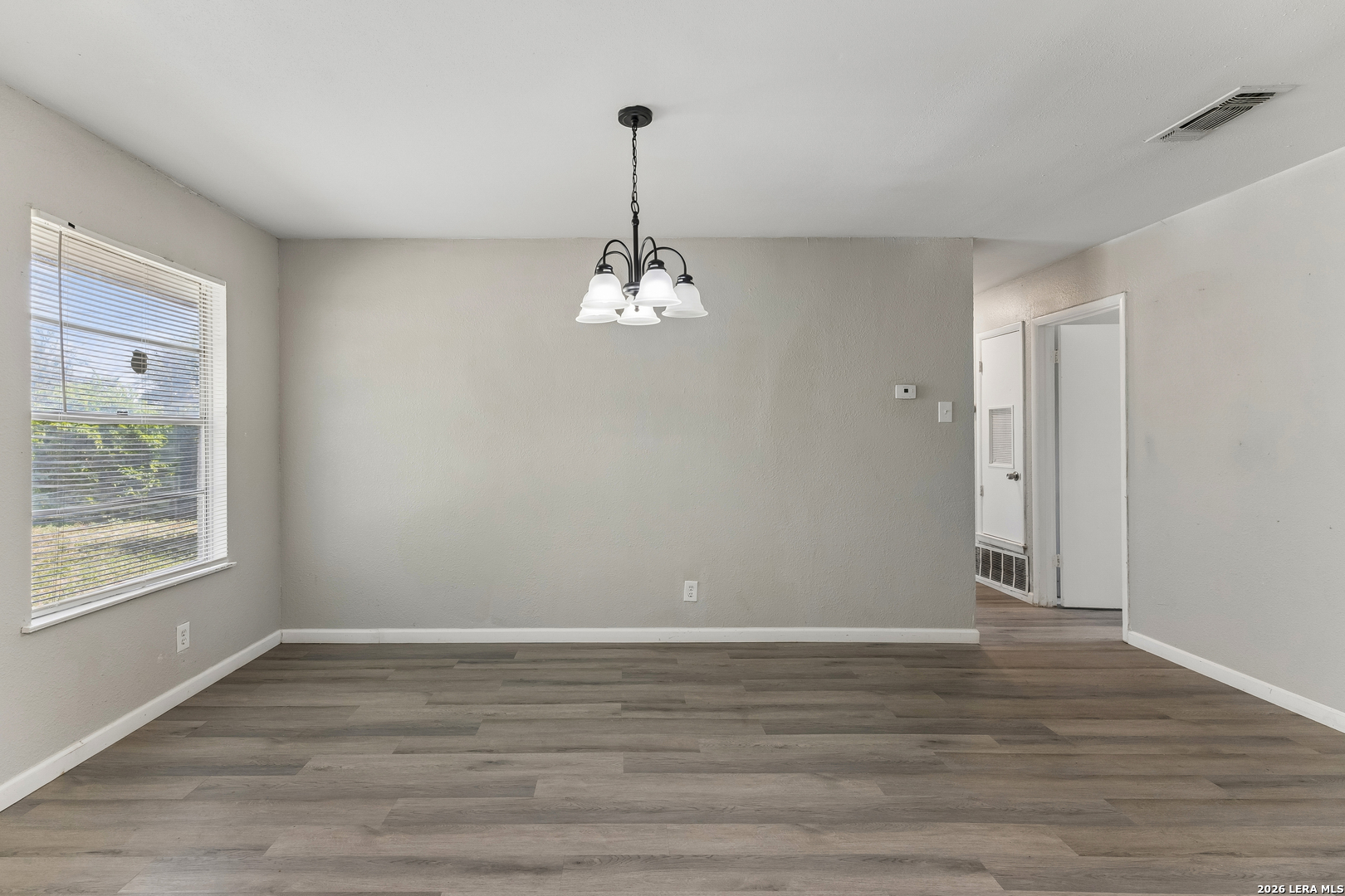 5143 Village Row San Antonio TX 78218