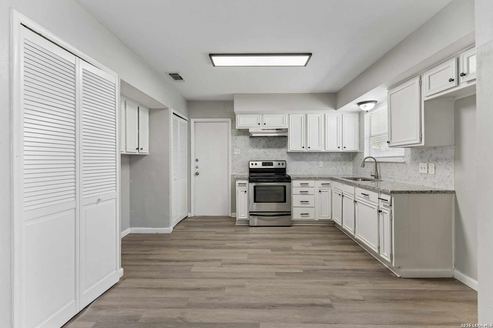 5143 Village Row San Antonio TX 78218